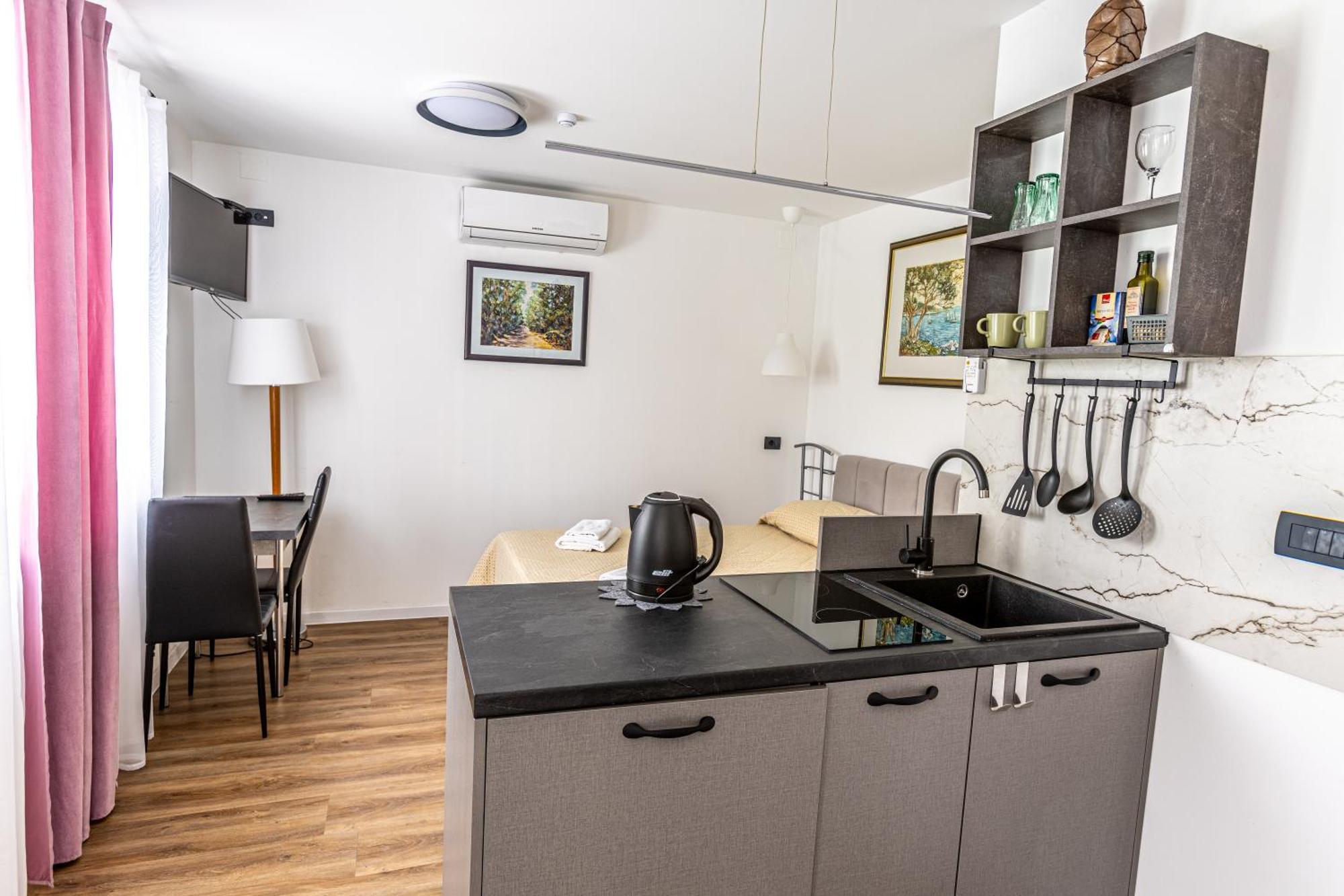 Inn The Center Zagreb Studio Apartment Buitenkant foto
