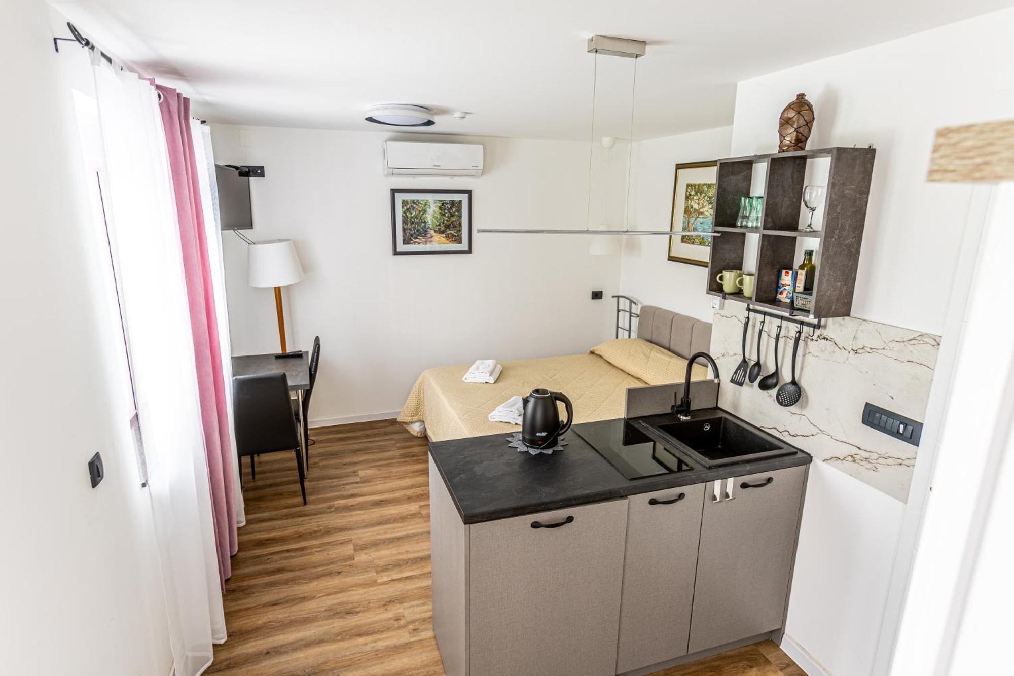 Inn The Center Zagreb Studio Apartment Buitenkant foto