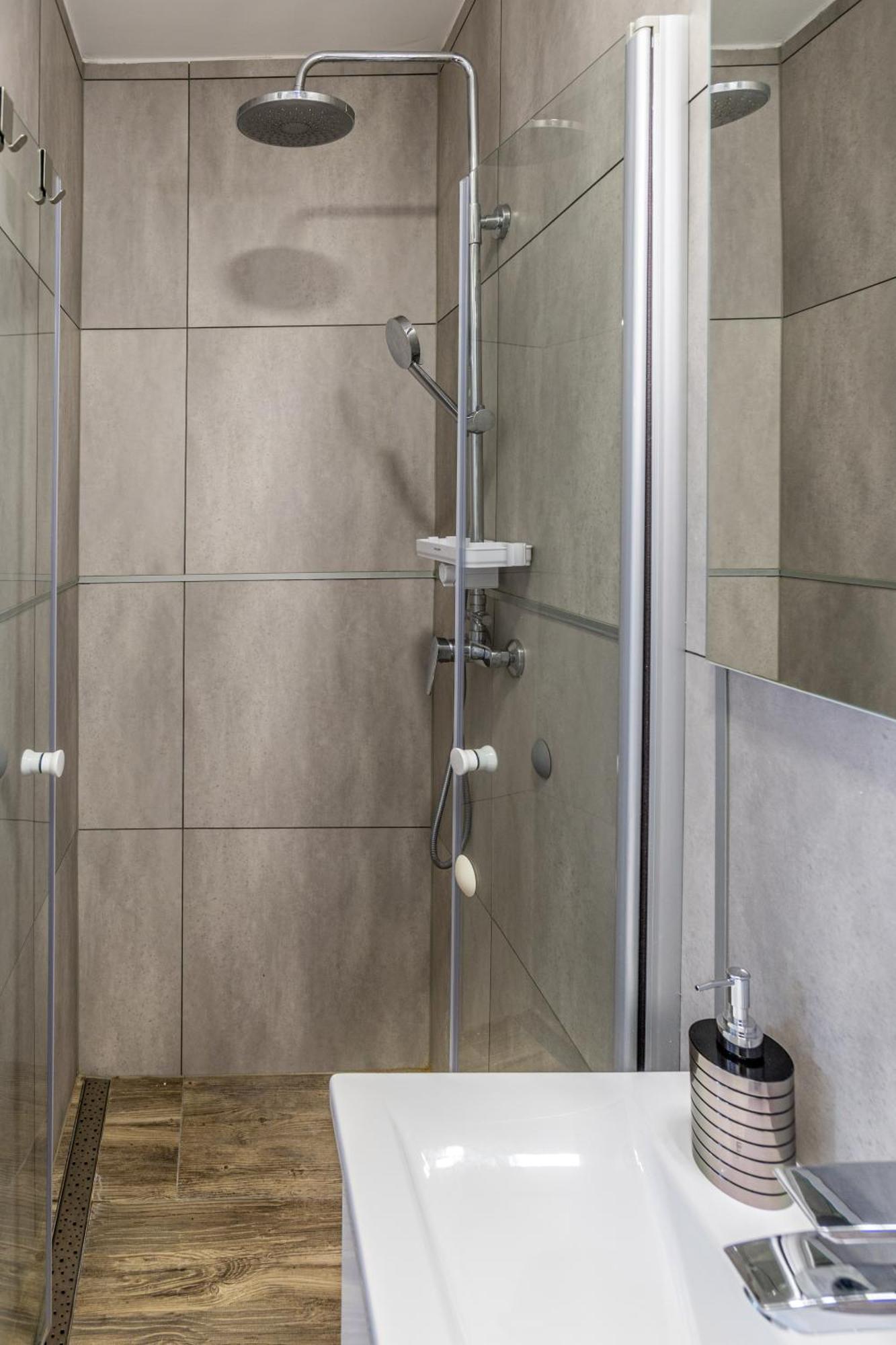 Inn The Center Zagreb Studio Apartment Buitenkant foto